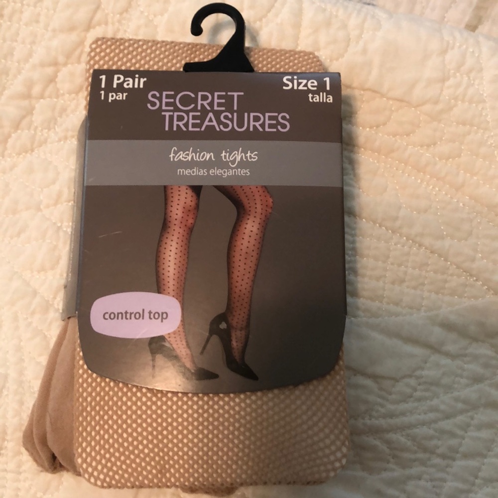 Fishnet tights